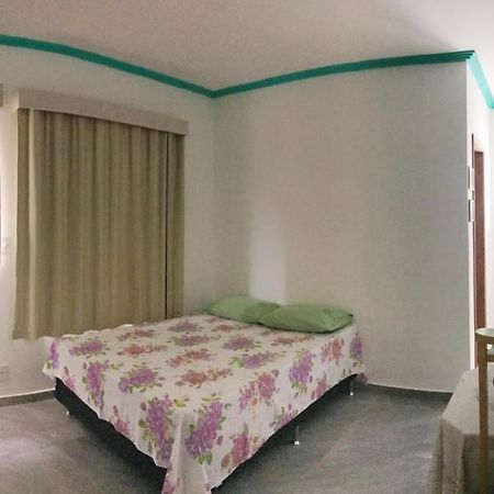 Suite Com Cozinha No Quintal Da Casa Кабо Фрио Екстериор снимка